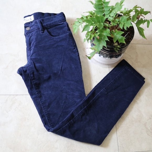 OLD NAVY  Rockstar Super Skinny Corduroy Pants – Navy, Size 4 - Picture 15 of 16